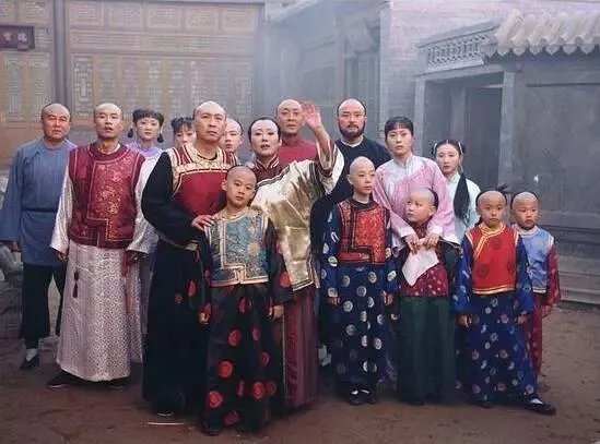 怎么评价电视剧《大宅门》？