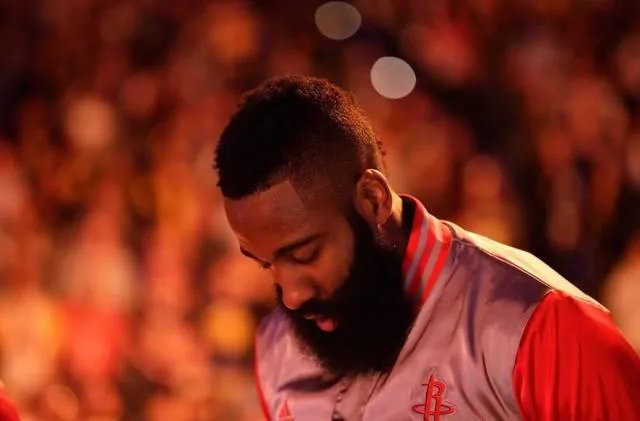 如何评价哈登三双火箭重回西部第1?