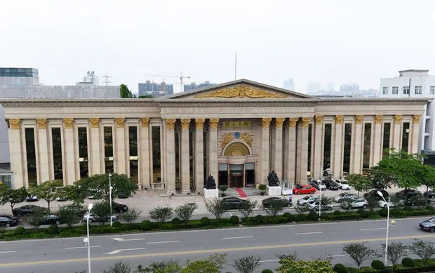 真是够气派!江苏常熟“天上人间”酷似人民大会堂