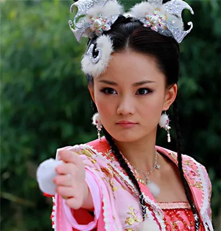 馨子吻戏图片集锦 其男友居然是他？