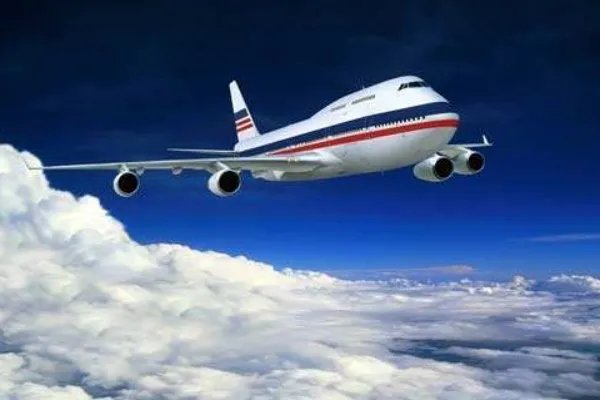 国航一航班起飞20分钟后返航，到底发生了什么事情？