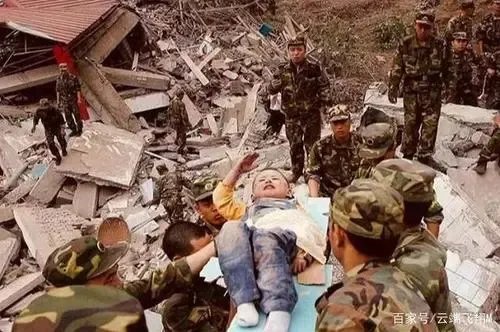四川泸县地震时，发生了哪些令人感动的事情？