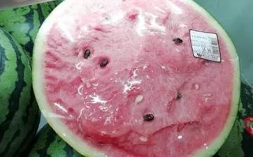 中秋节为什么放孔明灯？中秋放孔明灯写什么话合适