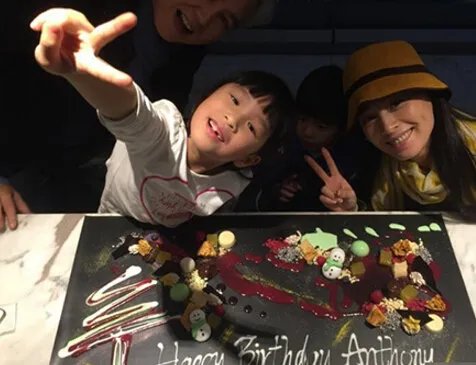 张庭被误当乞丐 自曝小时候家境不好