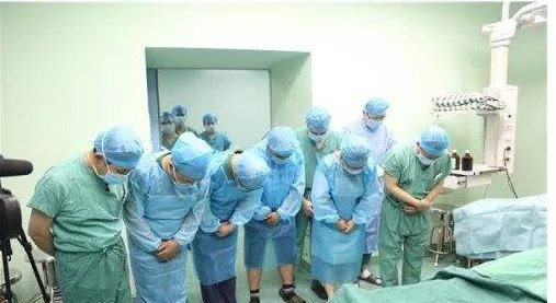 小伙遇车祸脑死亡是怎么回事？