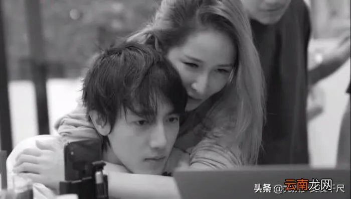 柯震东29岁生日萧亚轩送祝福 柯震东萧亚轩吻照