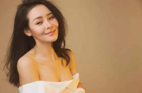 楚汉传奇曹氏扮演者个人资料：曹氏结局是什么