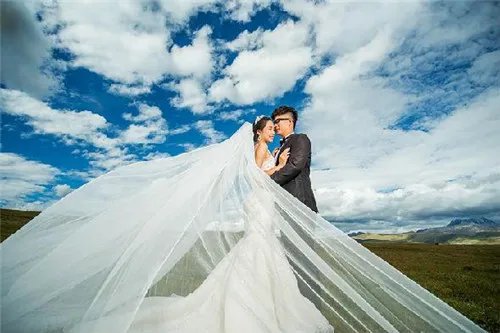 康定婚纱摄影工作室排名 婚纱摄影的价格要多少钱