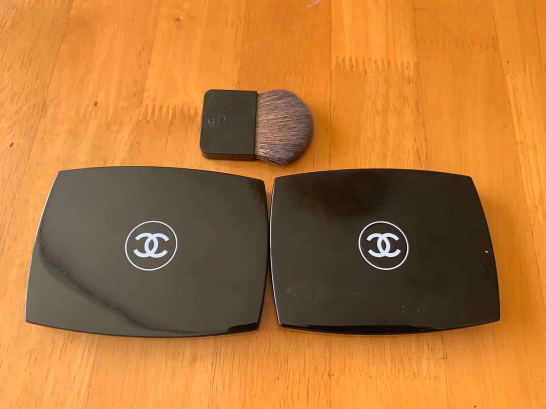 香奈儿青春光彩柔润粉饼