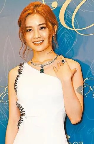 阿Sa曝有追求者 透露自己想结婚生子