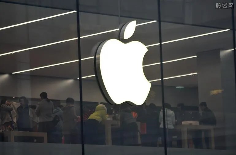 警方拍卖馋哭网友 4台苹果手机275元起拍