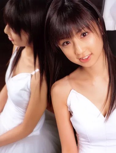小仓优子性感照欣赏 成功转型成健康唯美少女