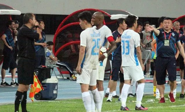 中甲赛红牌改判黄牌具体情况是什么？