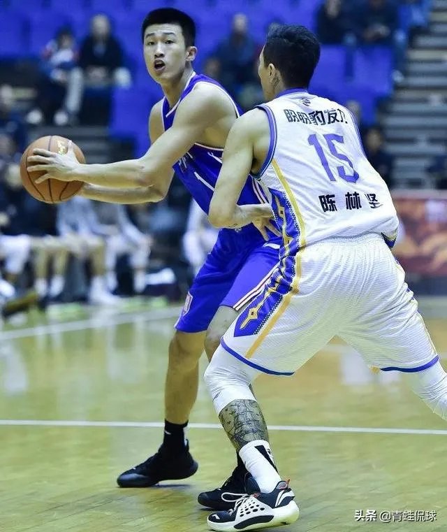 陈林坚23+5三分帮助福建逆转天津，他的三分球能力这么强，为何李楠不带他？