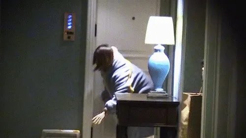 张丹峰毕滢再同房:这次直接穿着浴袍光着小腿进去