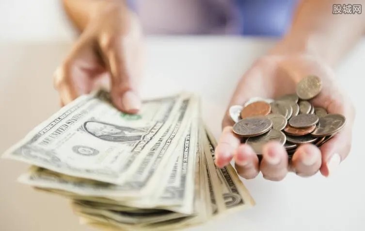 投融长富最新消息 实际控制人被曝跑路