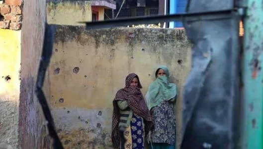 印巴军队连续4天猛烈交火伤亡严重吗？