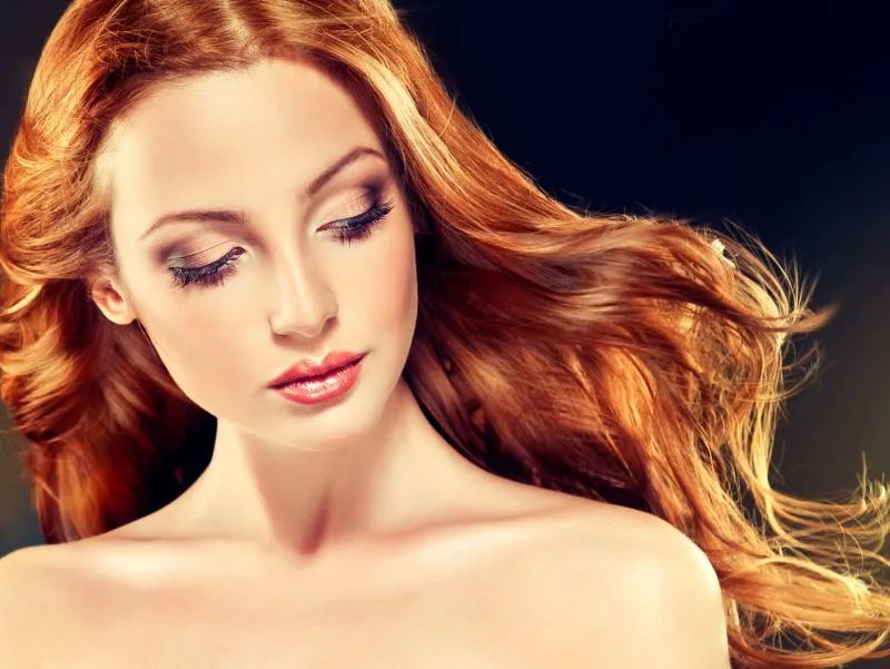 皮肤黑的人染什么颜色的头发