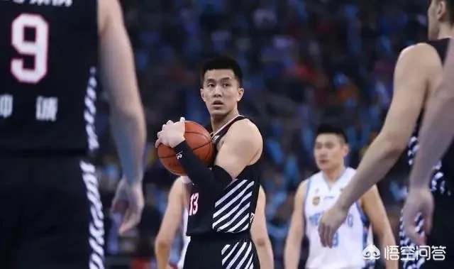 如何来评价今晚北京VS辽宁,郭艾伦被放弃?