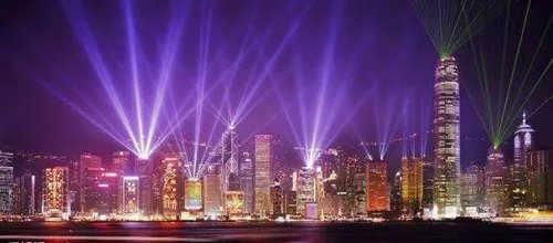 霓虹灯效果图欣赏 霓虹灯照亮整个城市