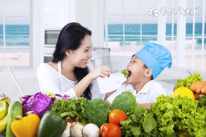 老鼠喜欢吃什么？印象中几乎来者不拒