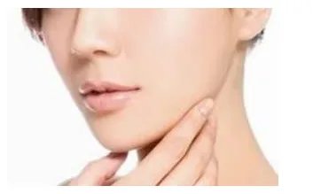 双下巴抽脂术费用是多少