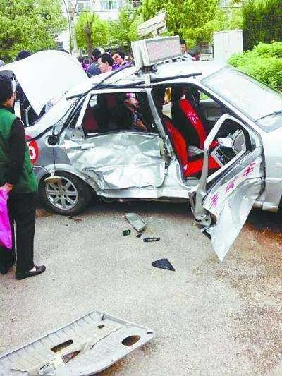 教练出车祸2名学员身亡事件，事情的原委是什么？