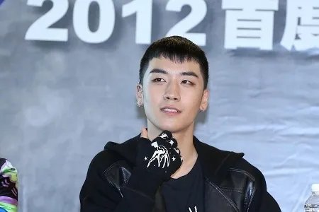 BIGBANG胜利日本绯闻曝光 八卦杂志报道引轩然大波