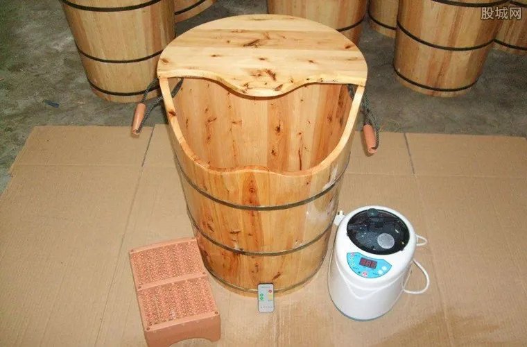 泡脚桶爆炸引火灾 花756元网购的泡脚桶竟发生爆炸