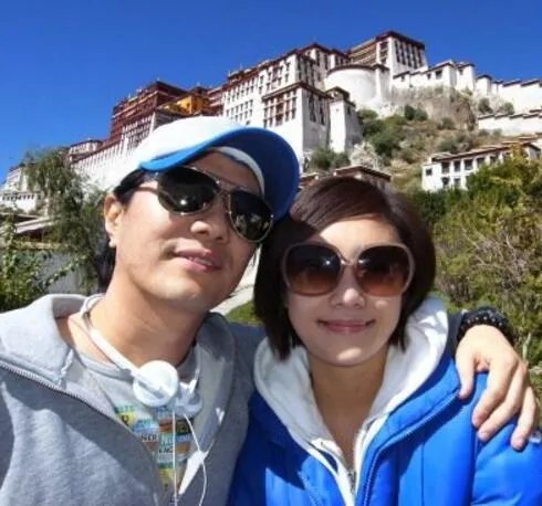 揭秘郑钧女儿多大了 其女儿郑楚怡活脱脱大美人一枚