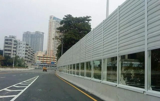 高速公路隔音板有没有用?