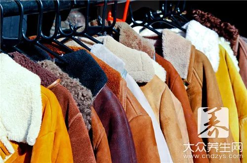 衣服吸毛怎么办呢