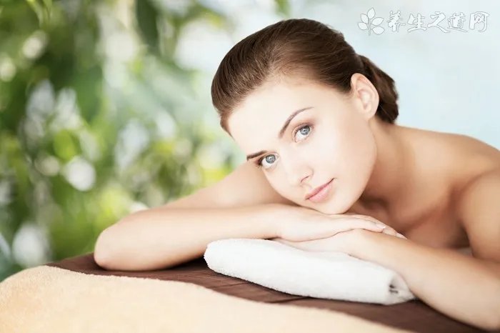 人工呼吸每分钟吹气多少次