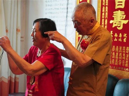 钻石婚送什么礼物好 六十年钻石婚礼物推荐