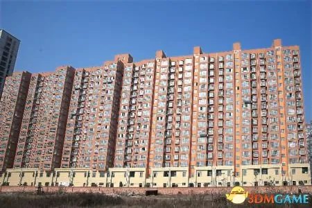 女子花千万买57套房：16套不存在 还有28套被转卖