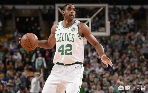 易建联32岁还能拿总决赛MVP,那当年选秀顺位在他前面5人现在实力又如何?