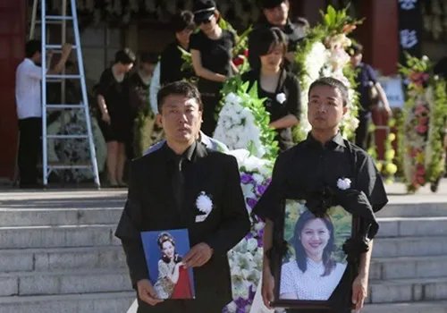 中央电视台王欢患癌症去世 盘点那些英年早逝的主持人