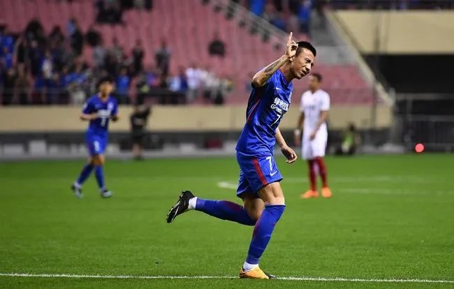 申花马丁斯受伤对球队有何影响？