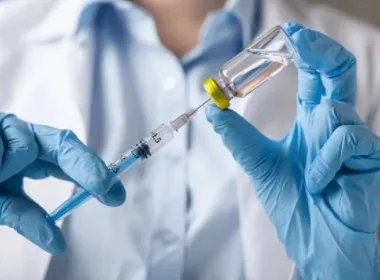 新冠最新变种11月初已出现,专家对此有何表示?