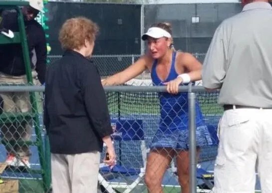 德约科维奇误伤裁判,误伤裁判会有什么后果?