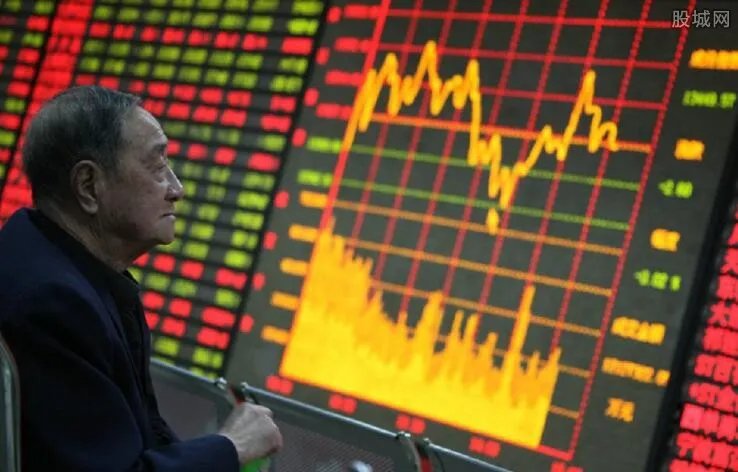 康美药业市场禁入 康美药业因何事被市场禁入了