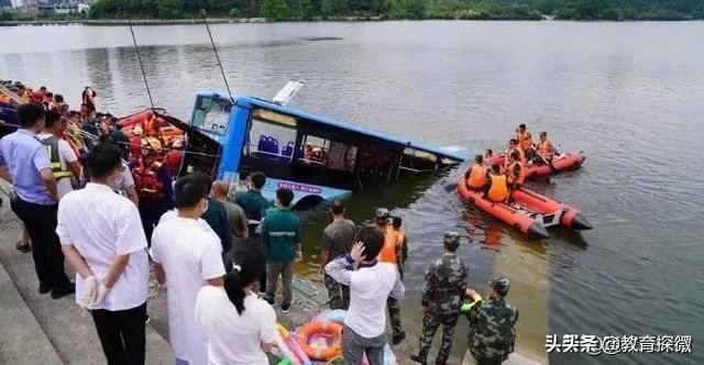 贵州公交坠湖,司机蓄意报复社会,这样的悲剧能否避免?