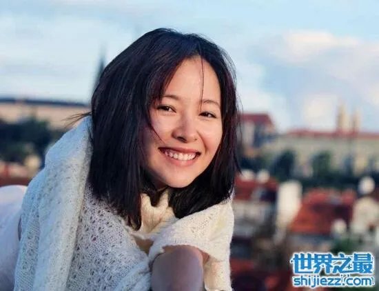 江一燕人品到底有多差,装的再好上真人秀就暴露了