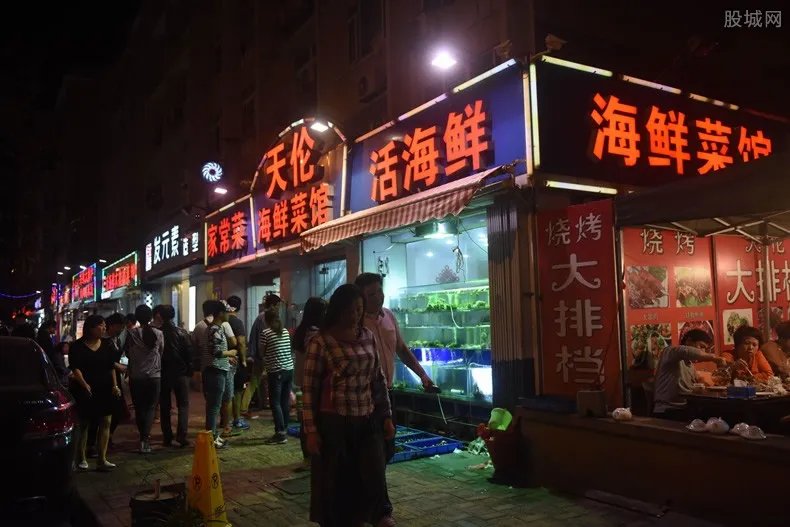 男子20万落饭店 2018开一家饭店大概要多少钱