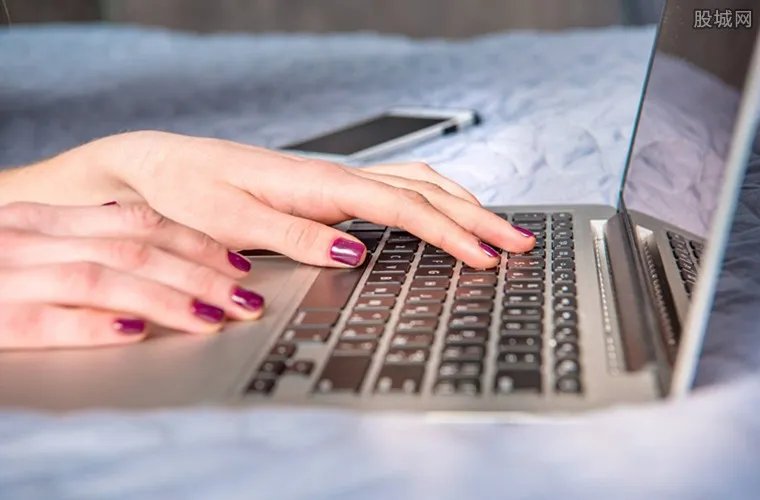 破获假电脑诈骗案 两百元收二手低配电脑翻新后十倍卖