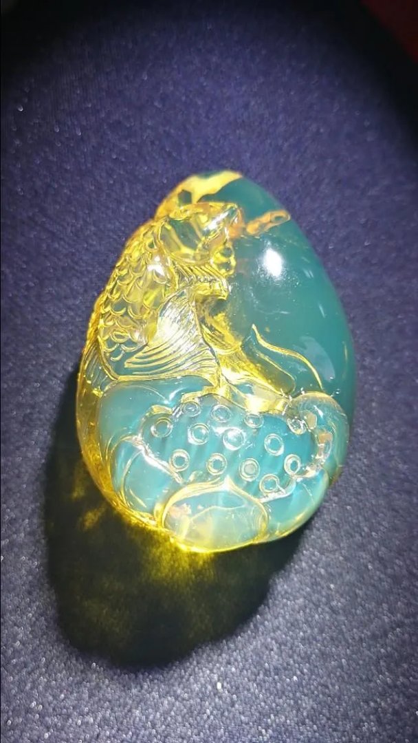 这个不是琥珀吧？