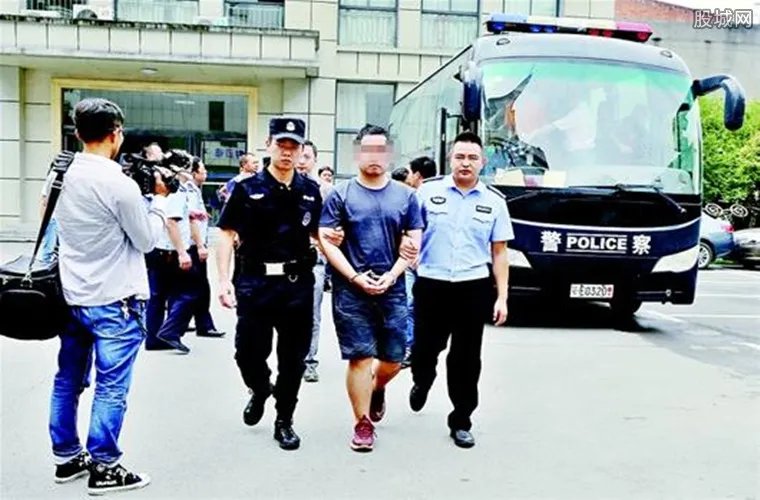 博士黑客贩卖信息 涉案金额高达20余万元人民币