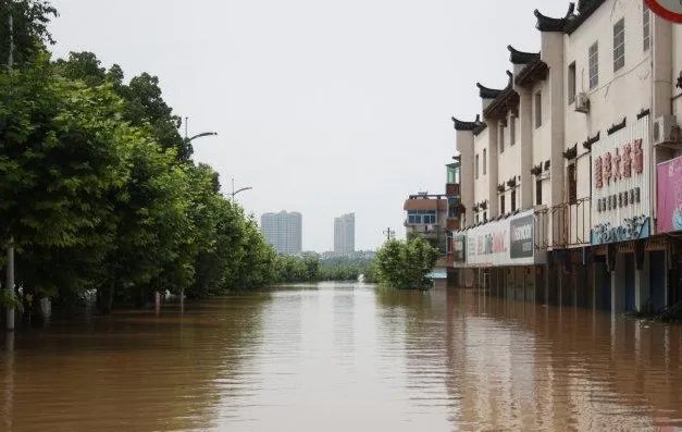 浙江兰溪的洪水已经退却？