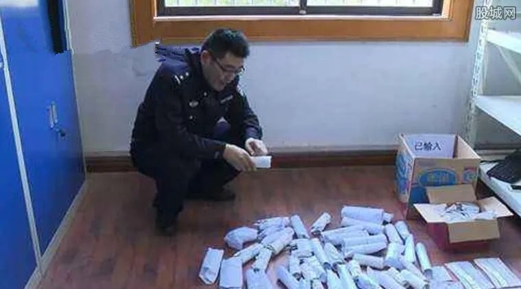 快递员私藏近万张底单 以低廉价格兜售给健身房销售