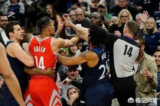结果出来了，格林被罚2.5万美刀，保罗为其交罚款，这样的火箭队怎么样？